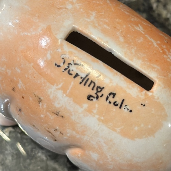 Vintage Japan Porcelain Piggy Bank 🐖 - Picture 4 of 9